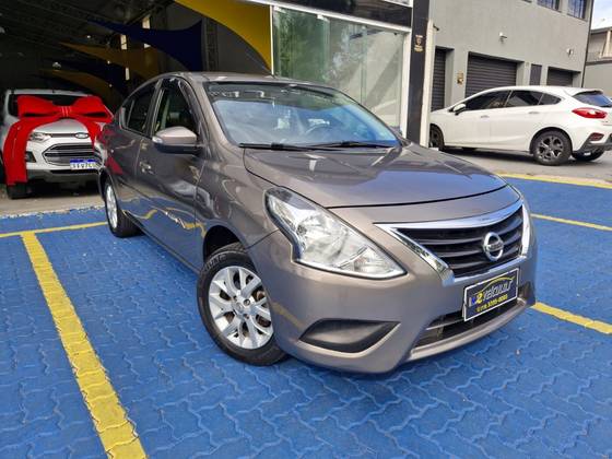 NISSAN VERSA 1.6 16V FLEXSTART SV 4P MANUAL NISSAN VERSA 1.6 16V FLEXSTART SV 4P MANUAL
